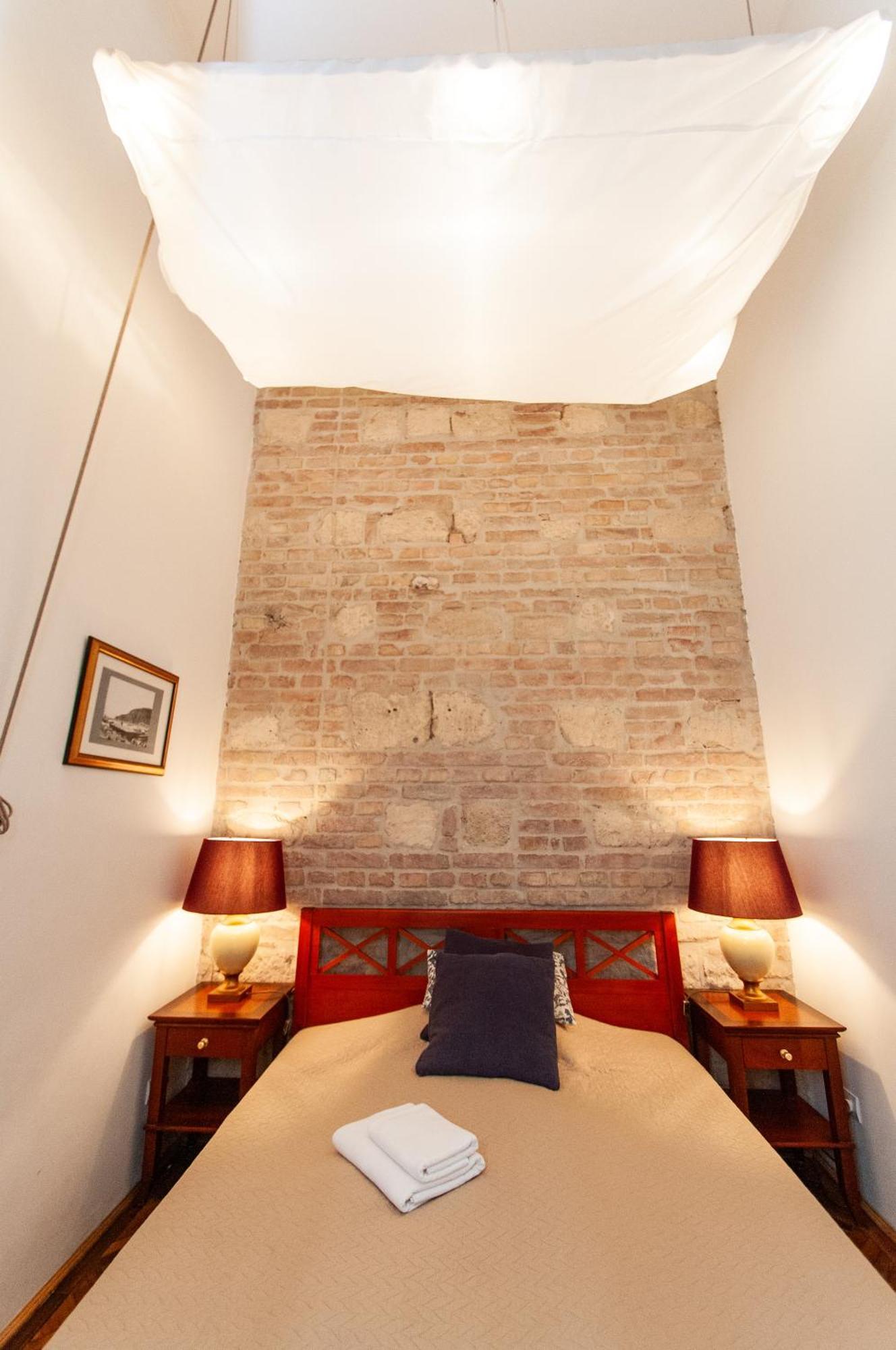 Budaflats Apartment *
